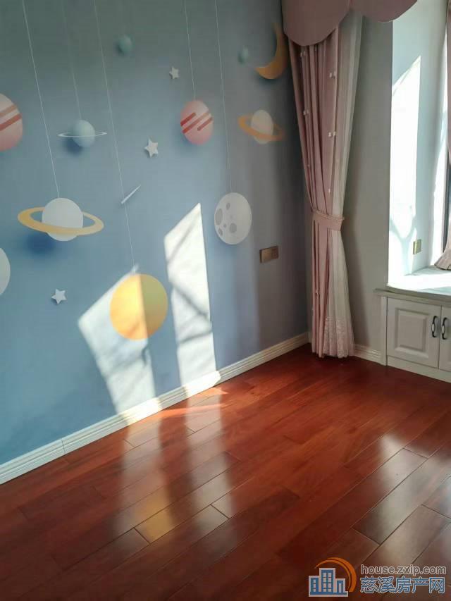 江南大院洋房143平，四房两厅两卫精装