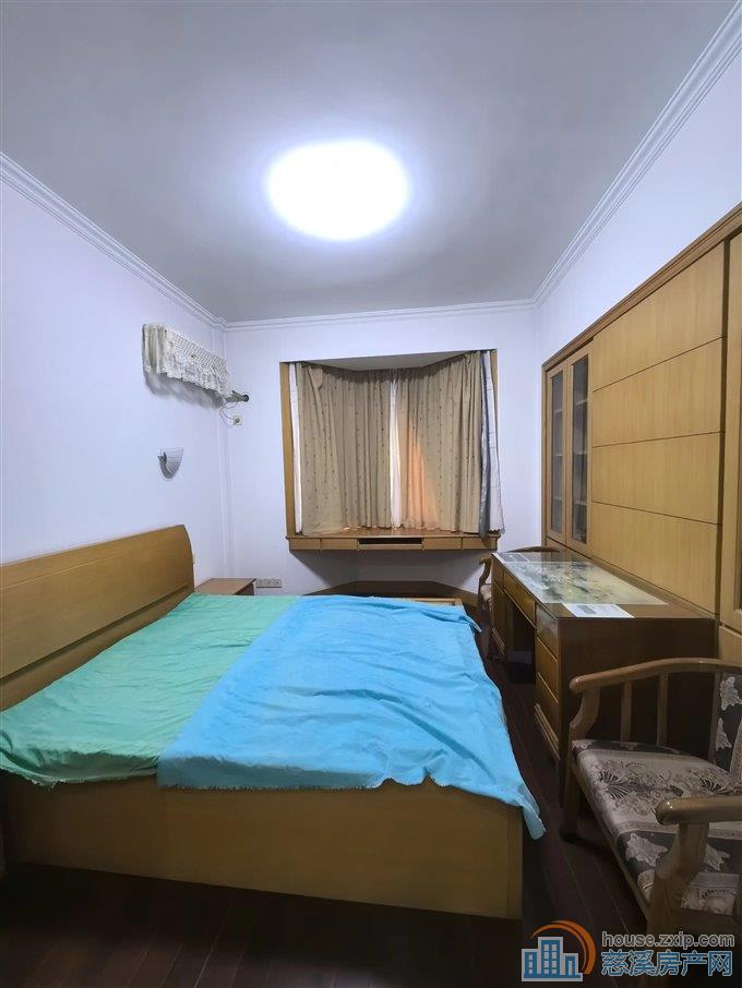 东兴苑南区 ZUI佳楼层 带车库 