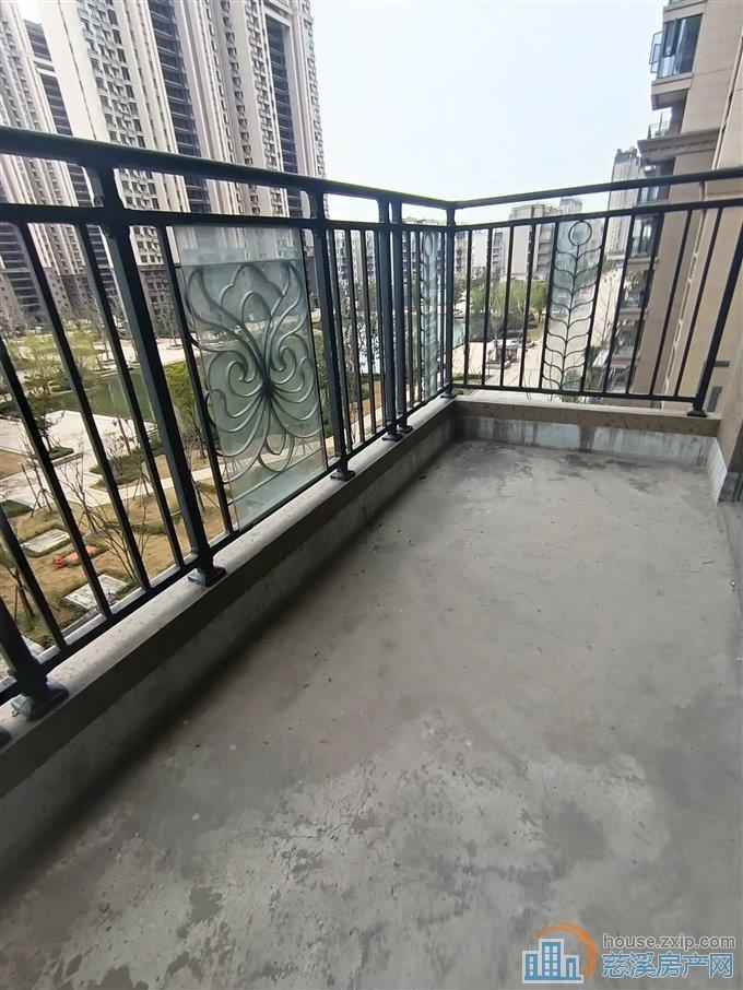 急卖 恒大河悦府126平方65万 低总价