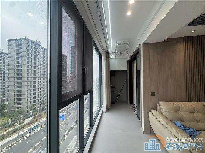 泊蔚里130平260万精装修送车位