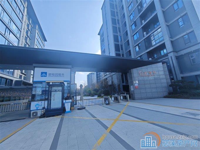 捡漏泊誉里191平368万独家委托钥匙在