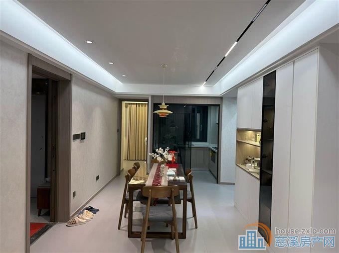 新城河泊蔚里130平➕车位260万