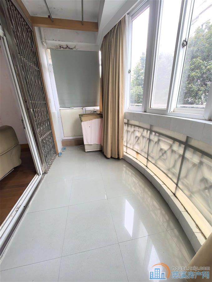 东兴苑南区 ZUI佳楼层 带车库 