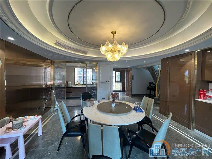 白金湾 316平 478万 带双车位上叠