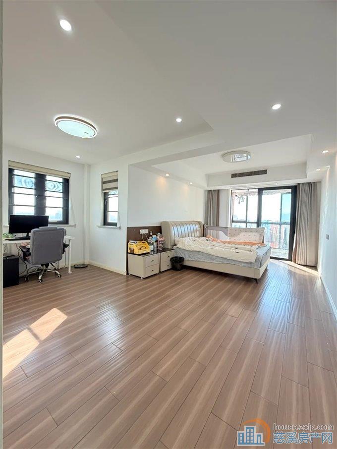 柏顿嘉园 精装118平110万车位一个