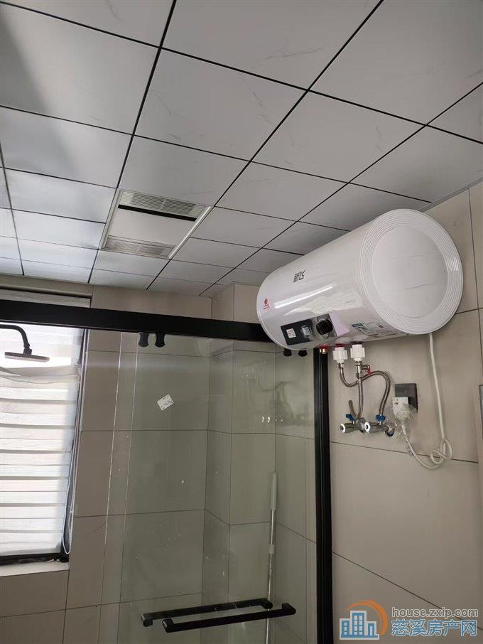 东越府 近新河坊爱琴海 三室带车位