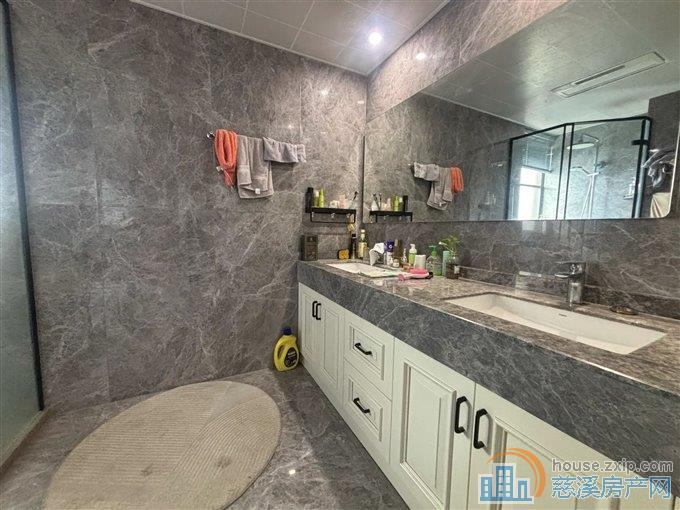 复地御溪雅苑一期 精装大平层带车位