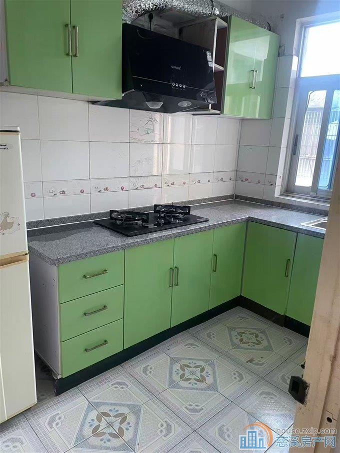 东门新村城东新村