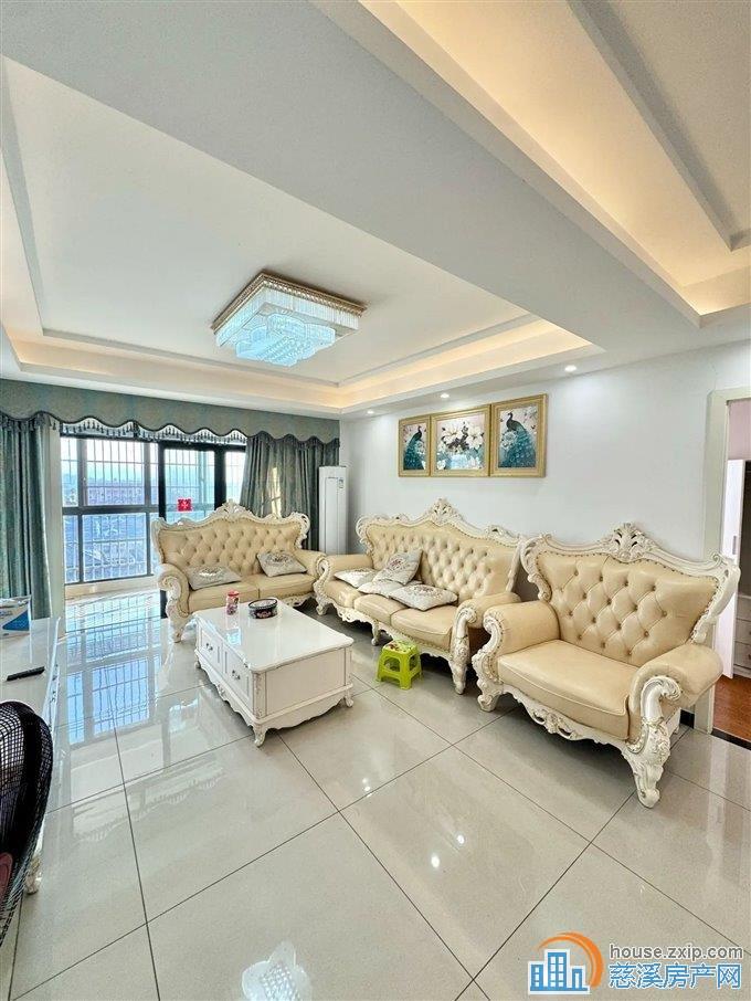 兴隆苑 精装洋房 带车位 黄金楼层