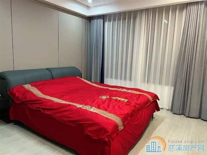 双喜紫园143平楼层佳精装168万满2年