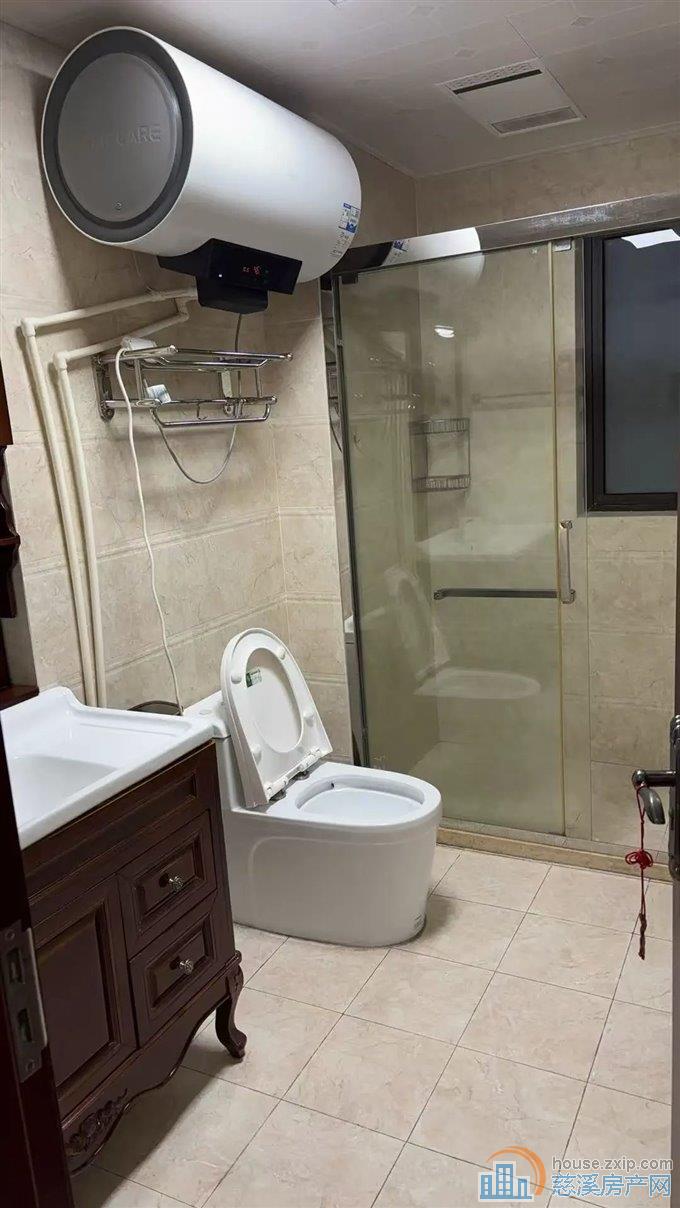 保利君悦湾花苑  精装拎包入住