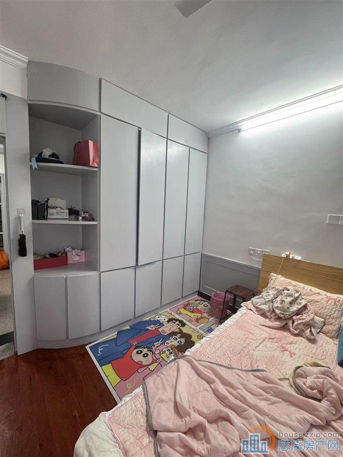 新城中心89平+16平精装73万直接房源