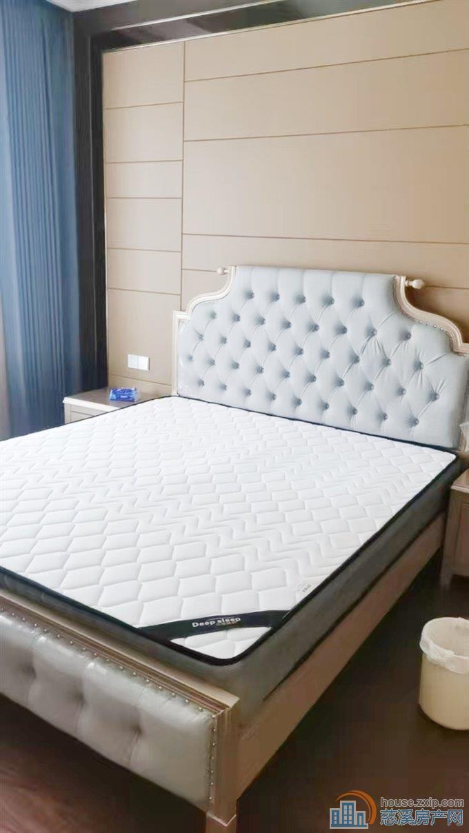 恒大河悦府洋房带花园三室两卫直接钥匙在