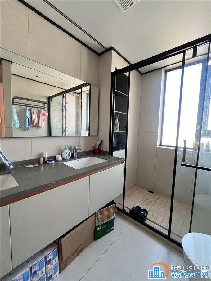 泊蔚里精装修3室2厅2卫直接房源拎包入住