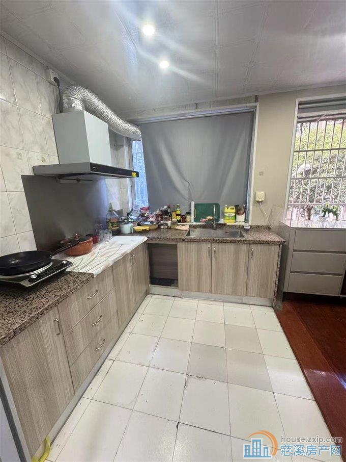 新城中心89平+16平精装73万直接房源