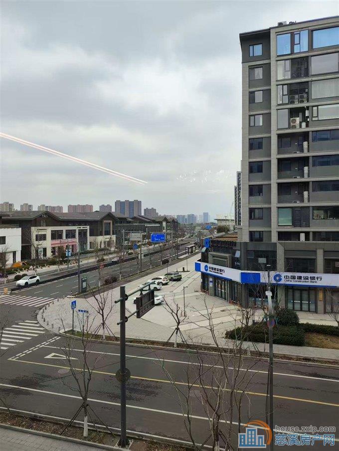 檀府东区 新河坊紧挨 双车位整租6800