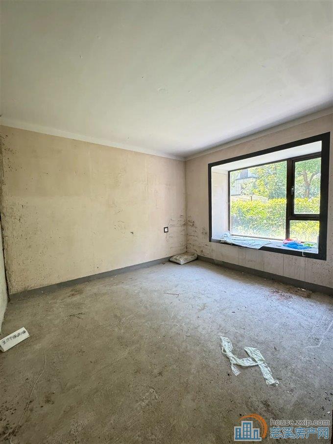  保利俯院江南北区