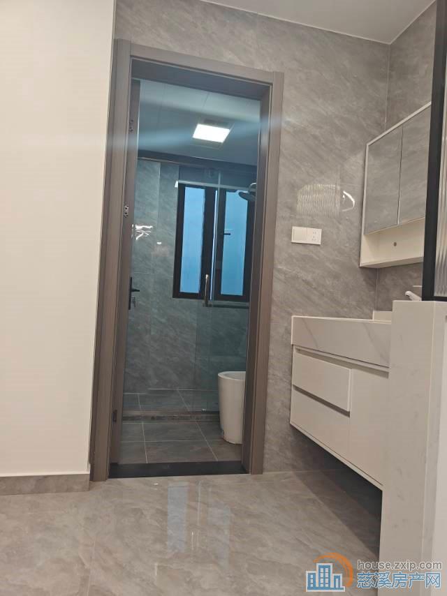 出租明月湖商务区观湖佳苑2室精装独门独户