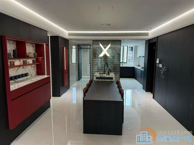 复地三期洋房167平方豪装228万