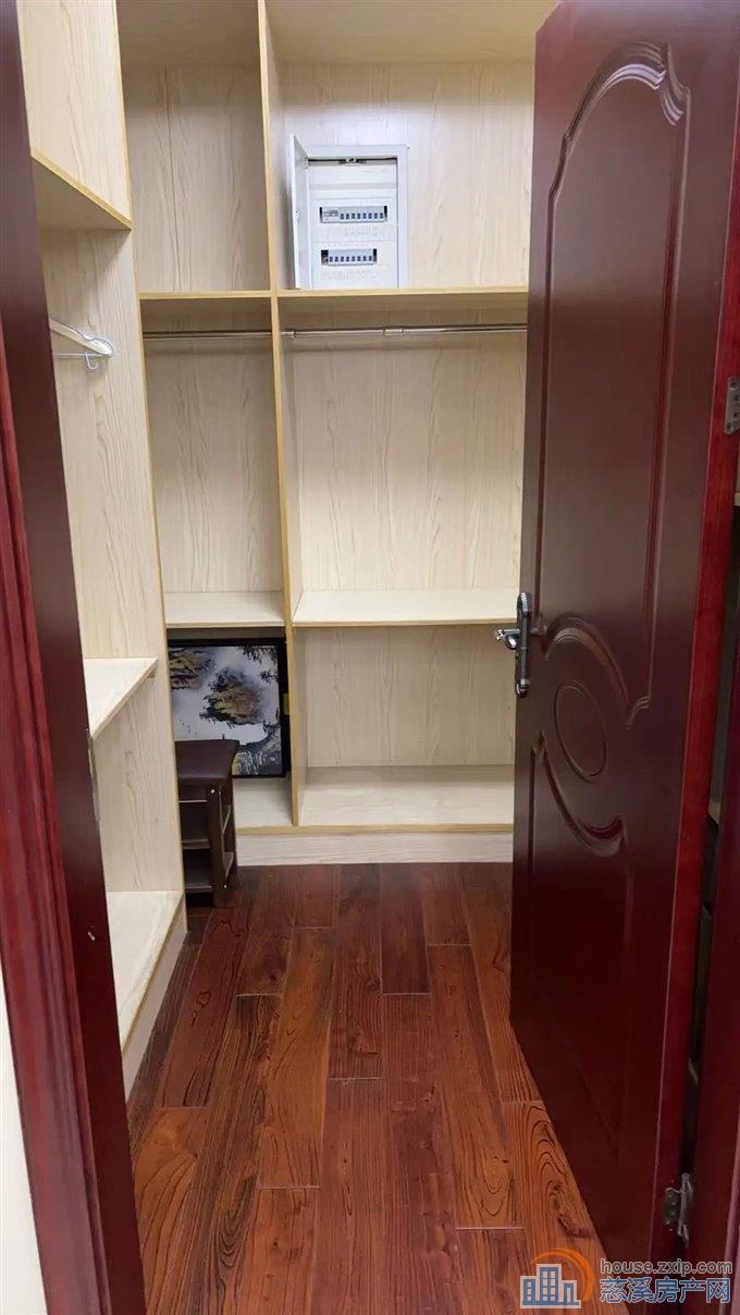 保利君悦湾花苑  精装拎包入住