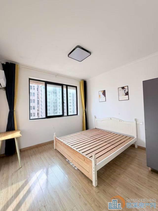 新潮塘北苑90平二室2400元