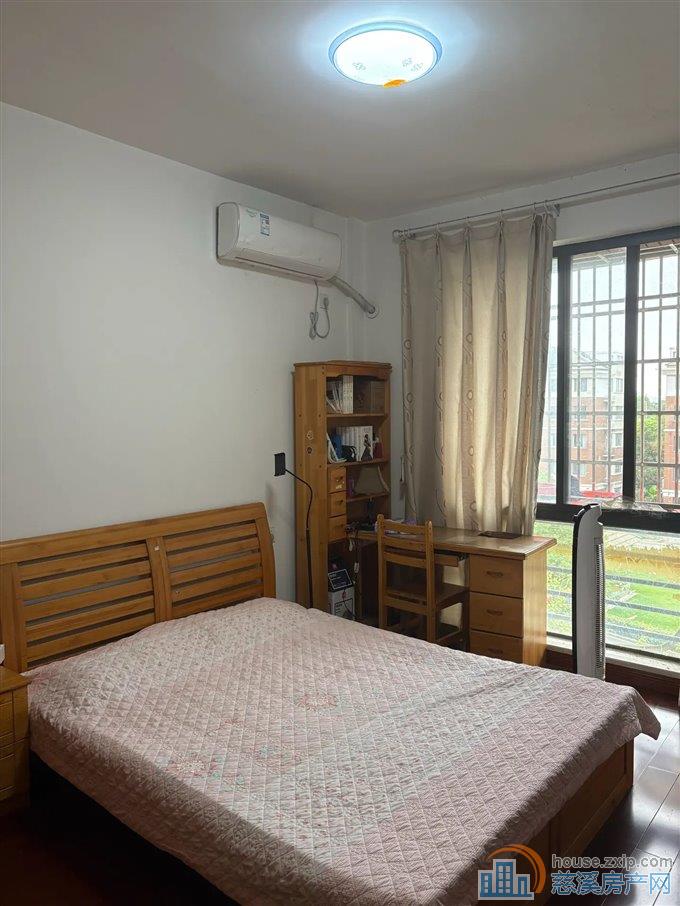 星光家园 精装120平方85万低总价