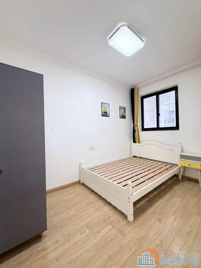 新潮塘北苑90平二室2400元