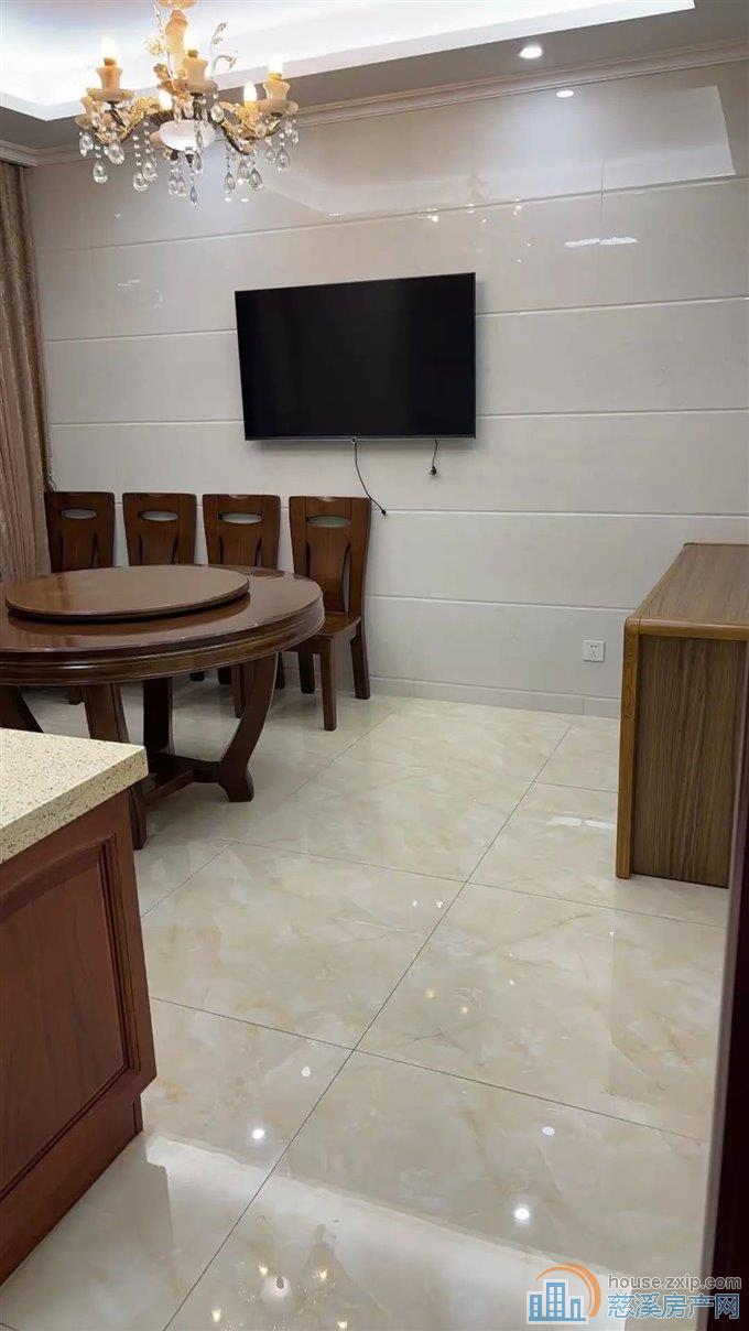 保利君悦湾花苑  精装拎包入住