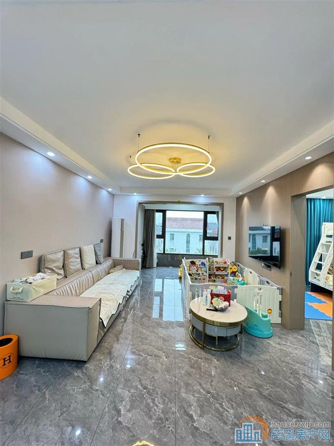 急！梧桐府 精装保养好 双车位 