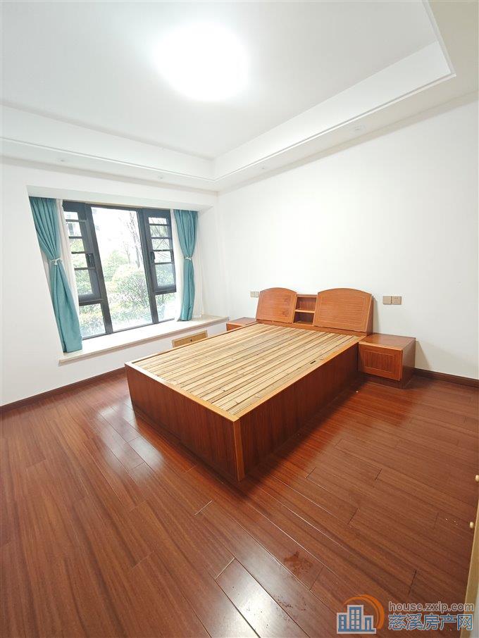 中交盛湖美庐两室两厅两卫首次出租精装直接