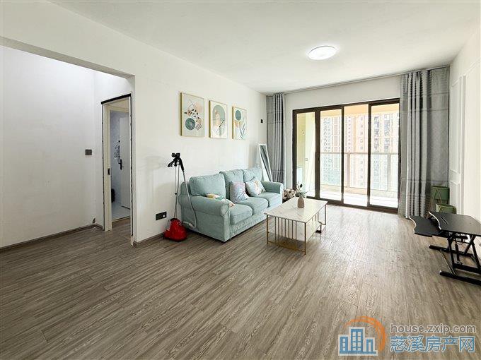 悦华府   精装 拎包入住