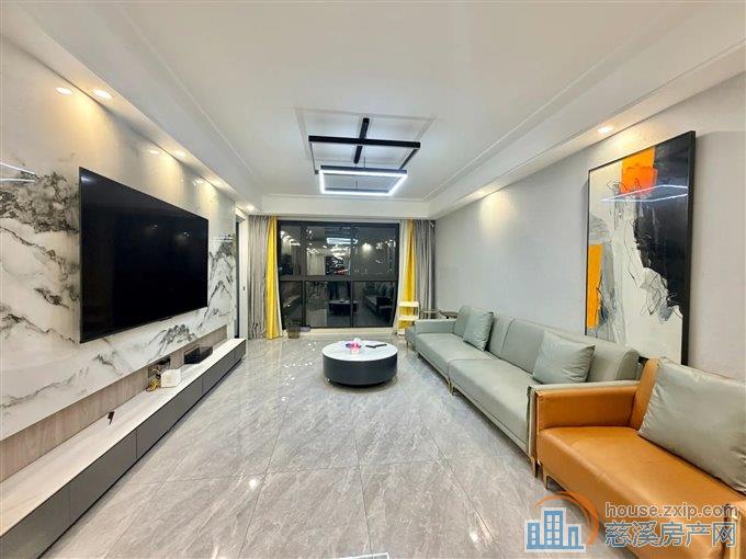 青樾府131平155万精装修