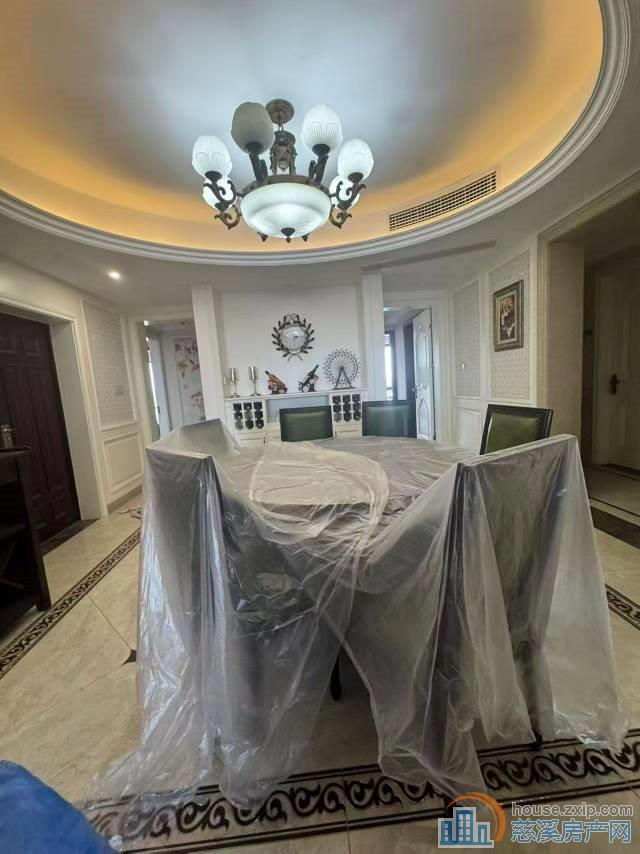 财富中心175平豪装楼层好带车位满2年