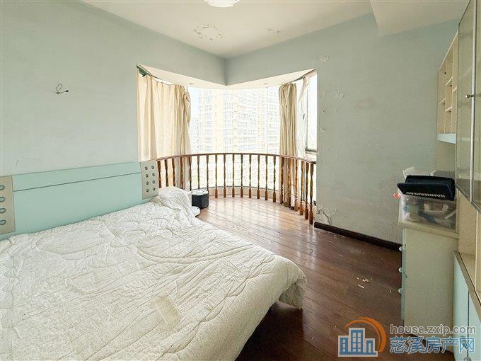 东方明珠城178平162万送双车位