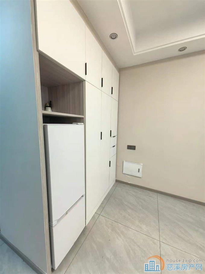 新潮塘北苑33平豪装文锦可读65.8万