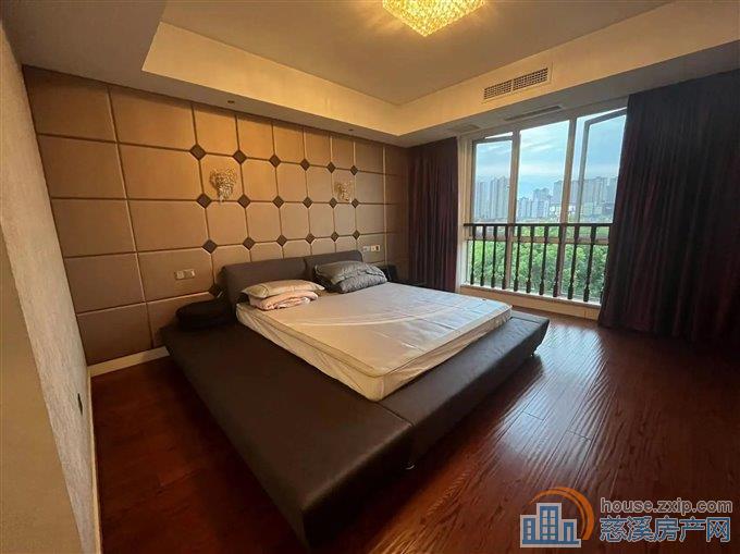 梵石花园195平181万婚装送双车位