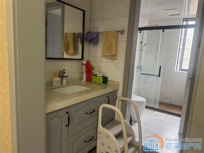 新潮塘南苑164平黄金楼层带车位豪华装修