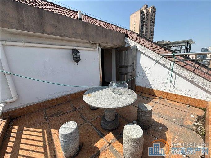 时代华都 精装191平方138万带车库