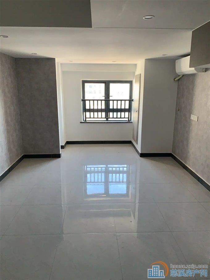 广宇大厦   买一层送一层