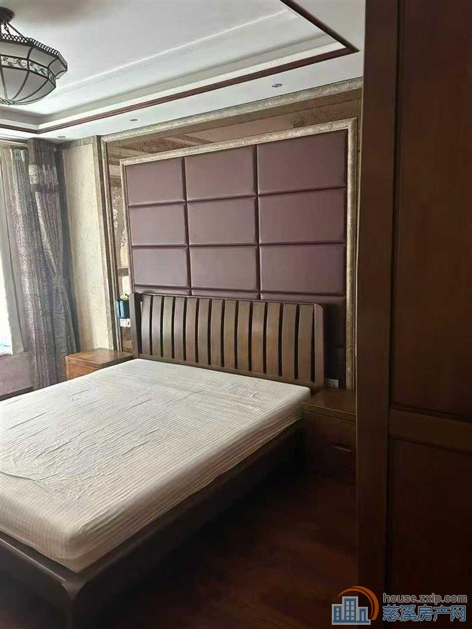 文锦XQ洋房金色港湾130平168万