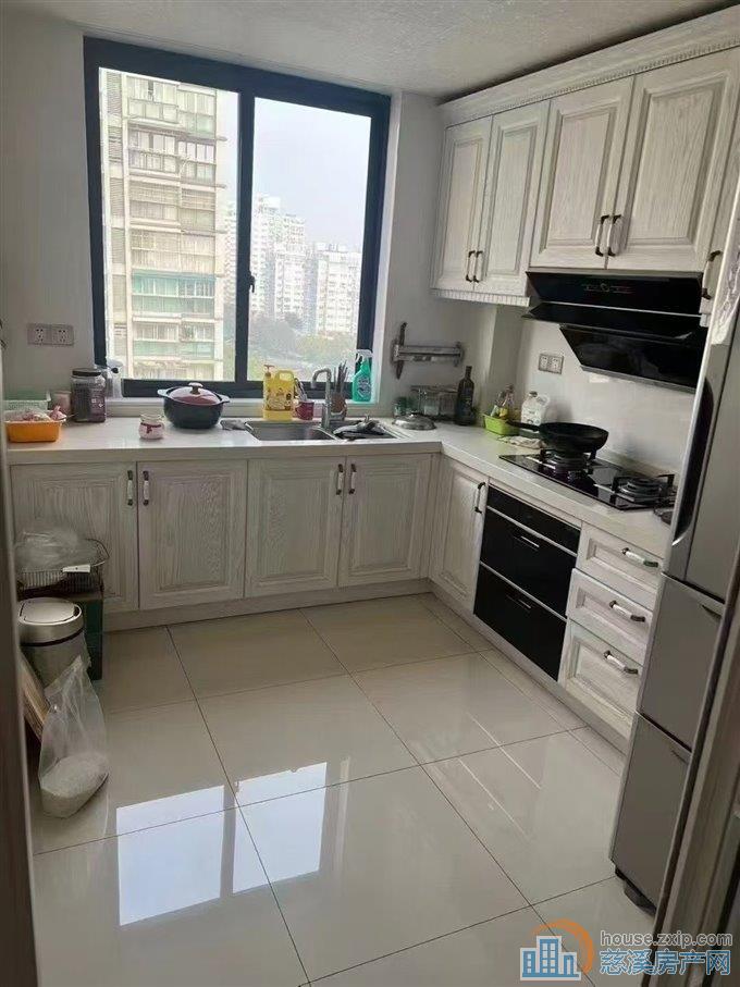 美华银桂苑130平精装修