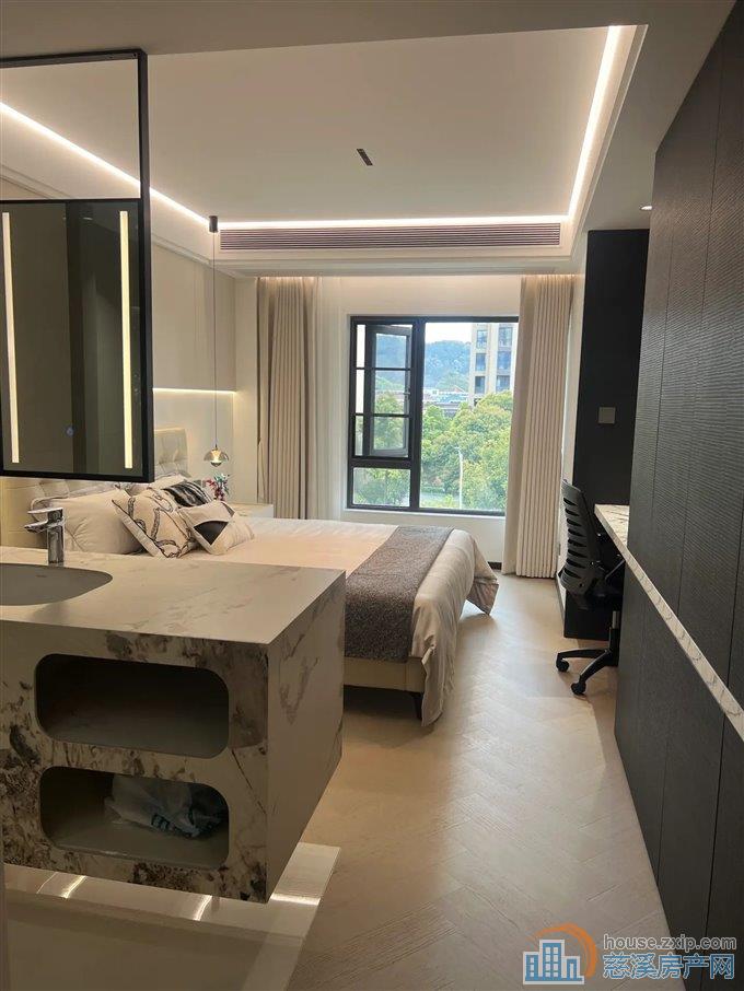 复地御溪雅苑三期   精装未入住 洋房