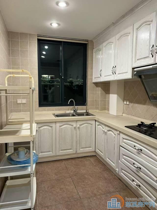 金色港湾139平洋房楼层佳199万车位