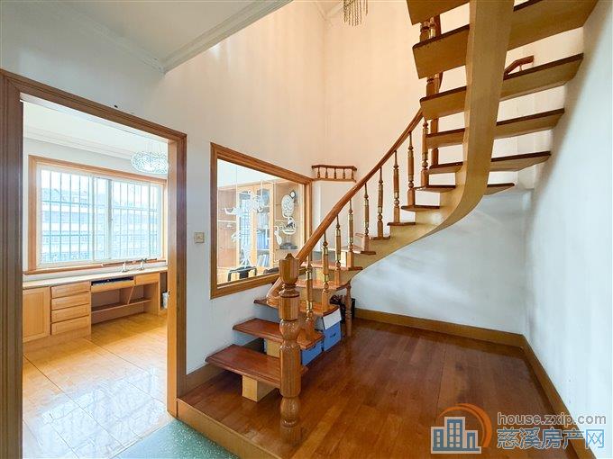 稀缺 白云公寓 复式带露台