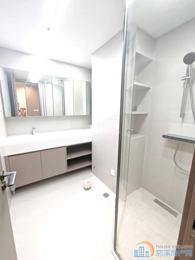 中海湖心半岛127平方278万直接