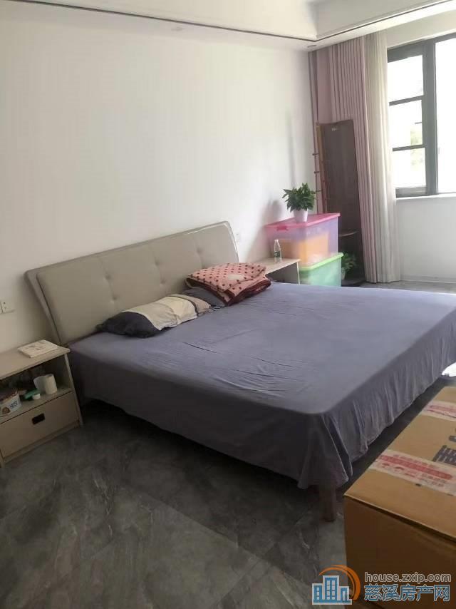 相士地南苑洋房100平新装修带车位2室