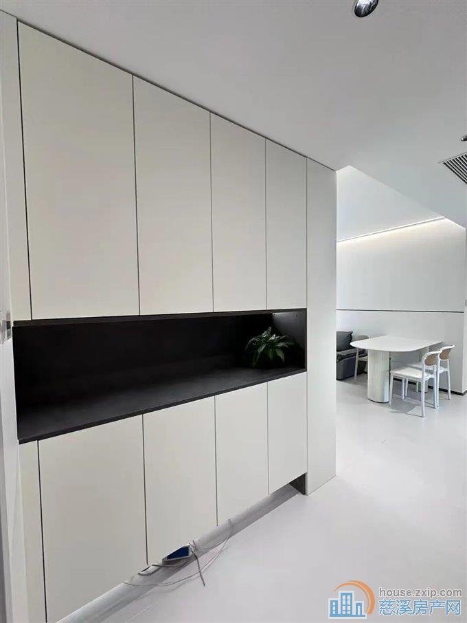 蔚蓝云图花苑 精装 品牌 家具家电 花园