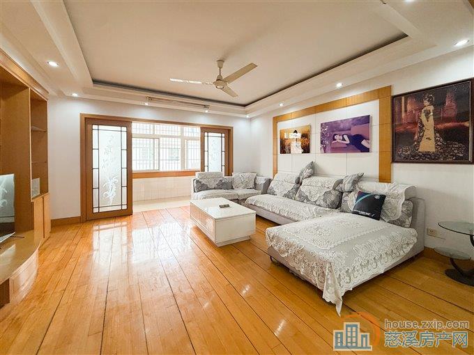 稀缺 白云公寓 复式带露台