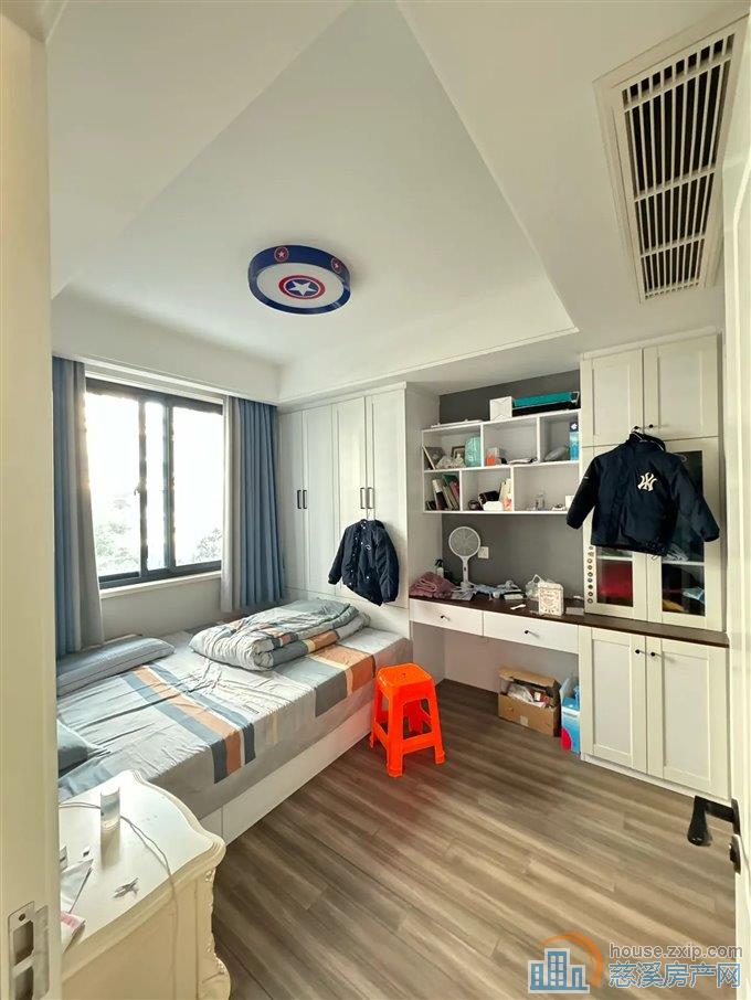 金色港湾小区 洋房精装 带车位 文锦书院