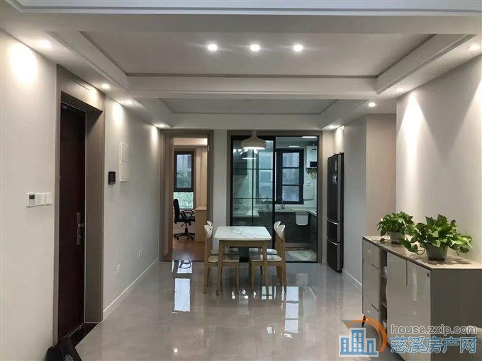 阅江府132平精装